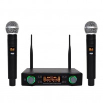 Yamaha E-804 Dual Channel Handheld Professional Karaoke UHF Wireless Microphone
