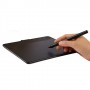Wacom CTH-690 Intuos Graphics Tab